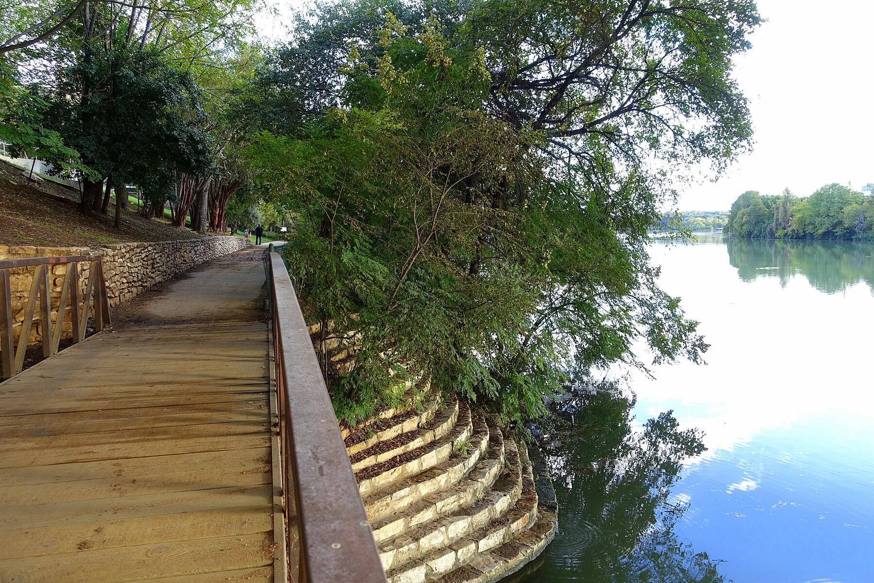 Circle Lady Bird Lake
