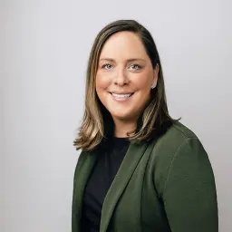 Kristi Hull